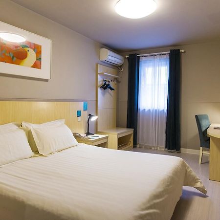 Jinjiang Inn Selected Shenzhen Huanggang Port Huangcheng Plaza Εξωτερικό φωτογραφία